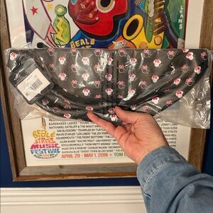Disney Fast Forward Minnie Mouse Black Fanny Pack / Waist Belt Bag NWT